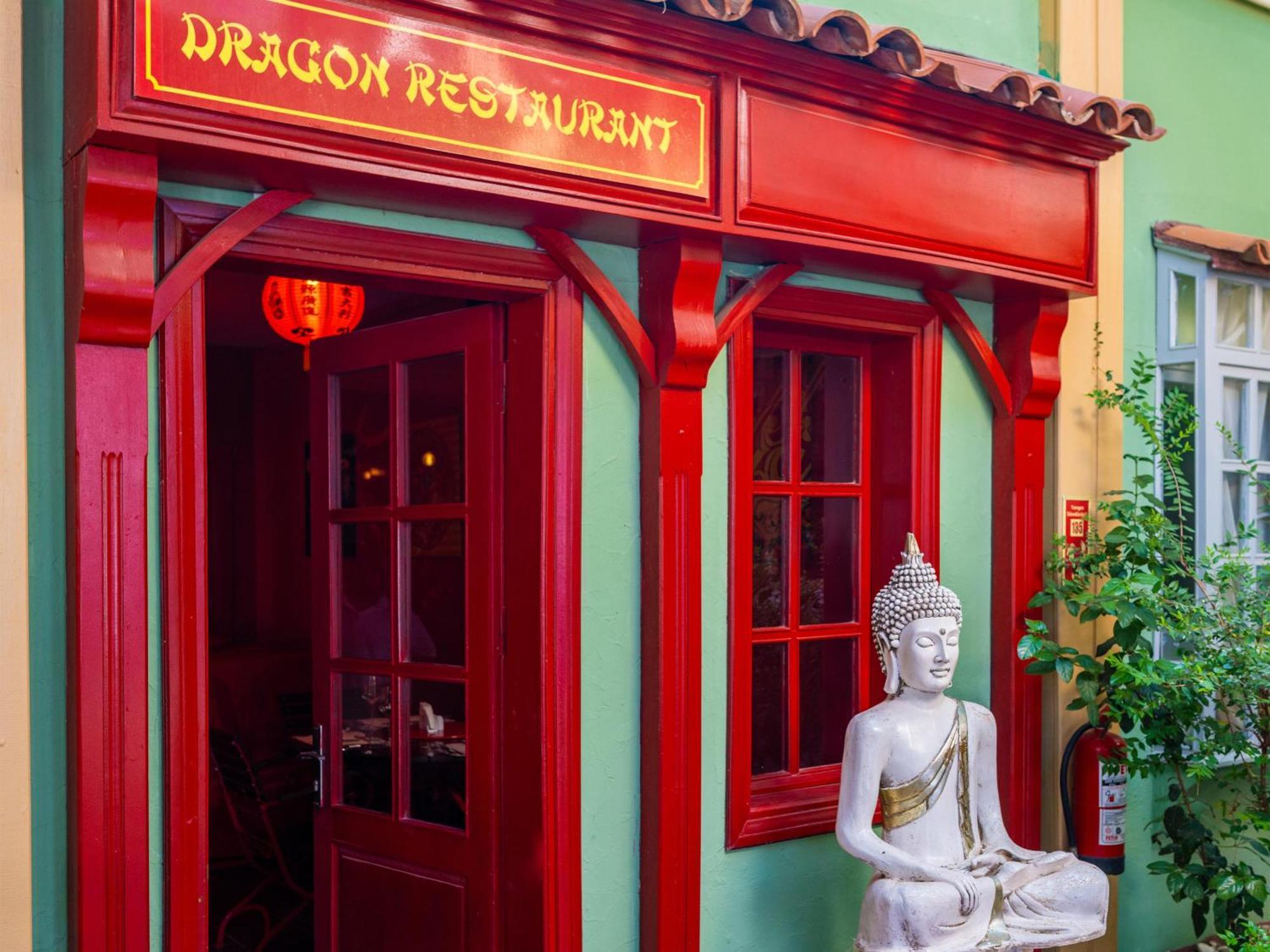 Labranda Mares Marmaris Hotel Eksteriør bilde Dragon Restaurant